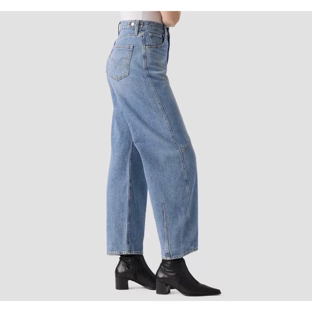 Levi's Women's Cinch Barrel Jeans - Let Love In 24"'waist 24x31